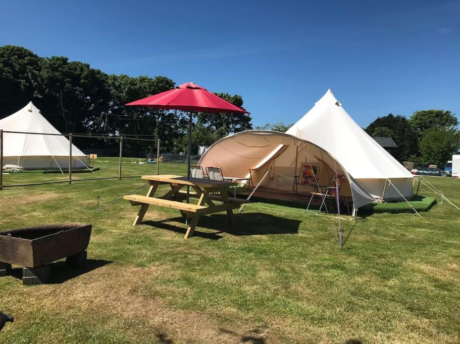 Cox Hill Glamping Badger Hotel Truro Ngoại thất bức ảnh